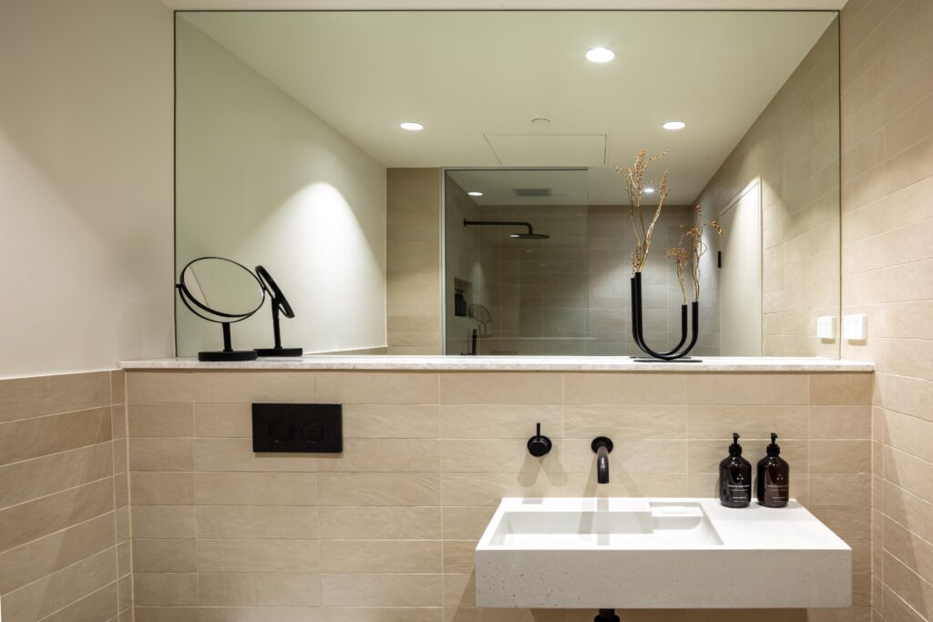 Guest room bathroom