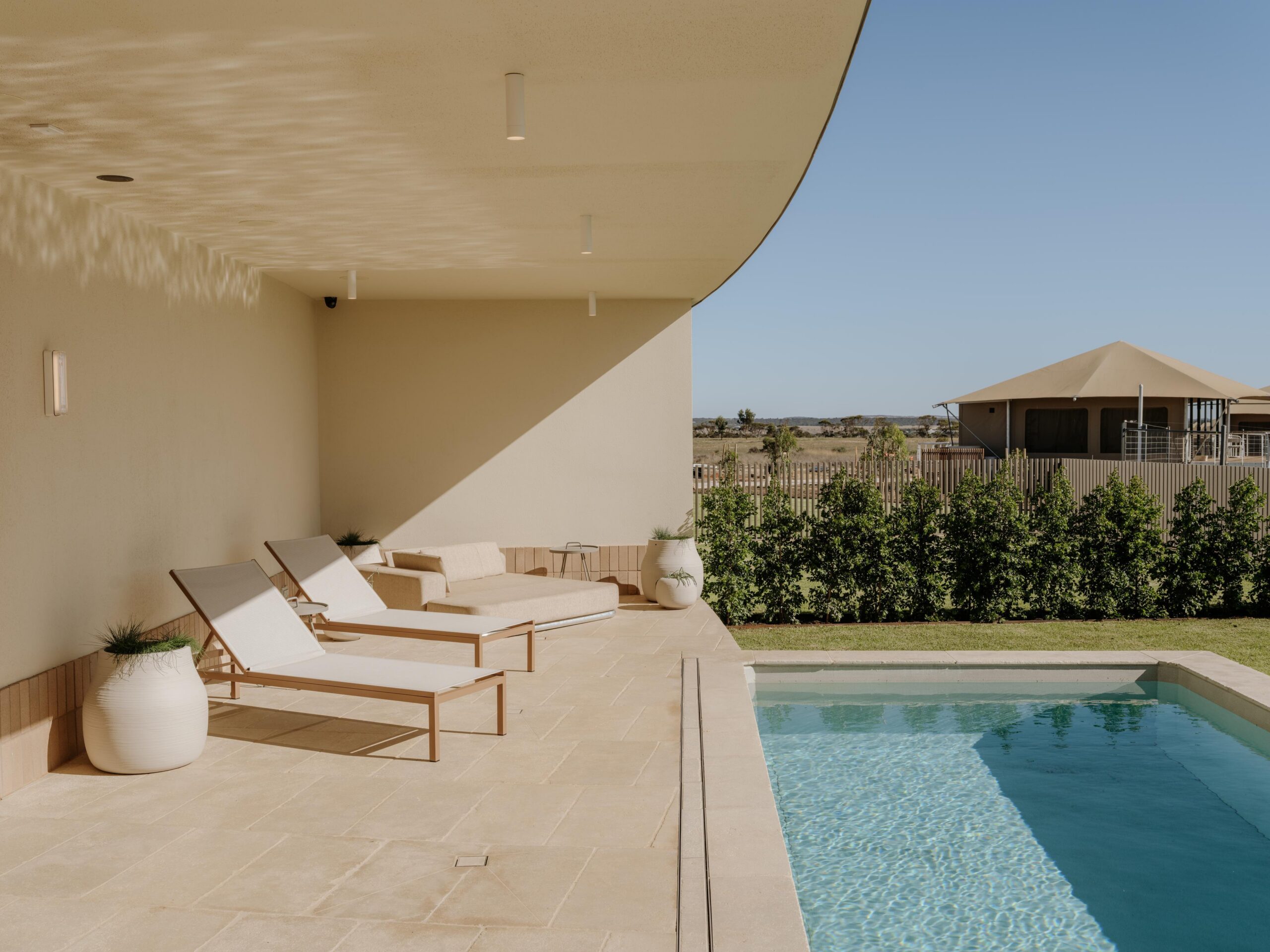 The Safari Lodge bar and seating area