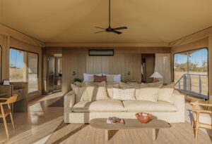 Luxury safari king tent
