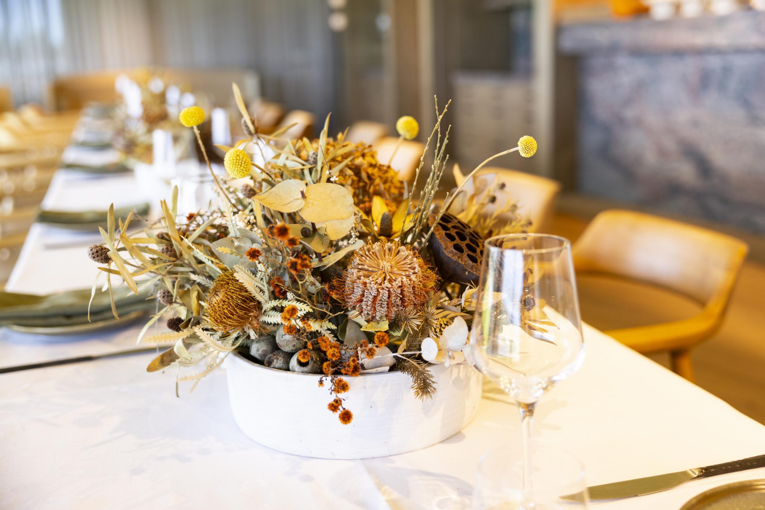 Dried flower table setting